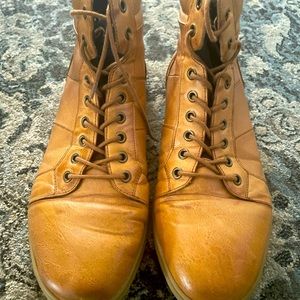 Kenneth Cole “Unlisted” all leather shoes. Slightly used, no blemish’s